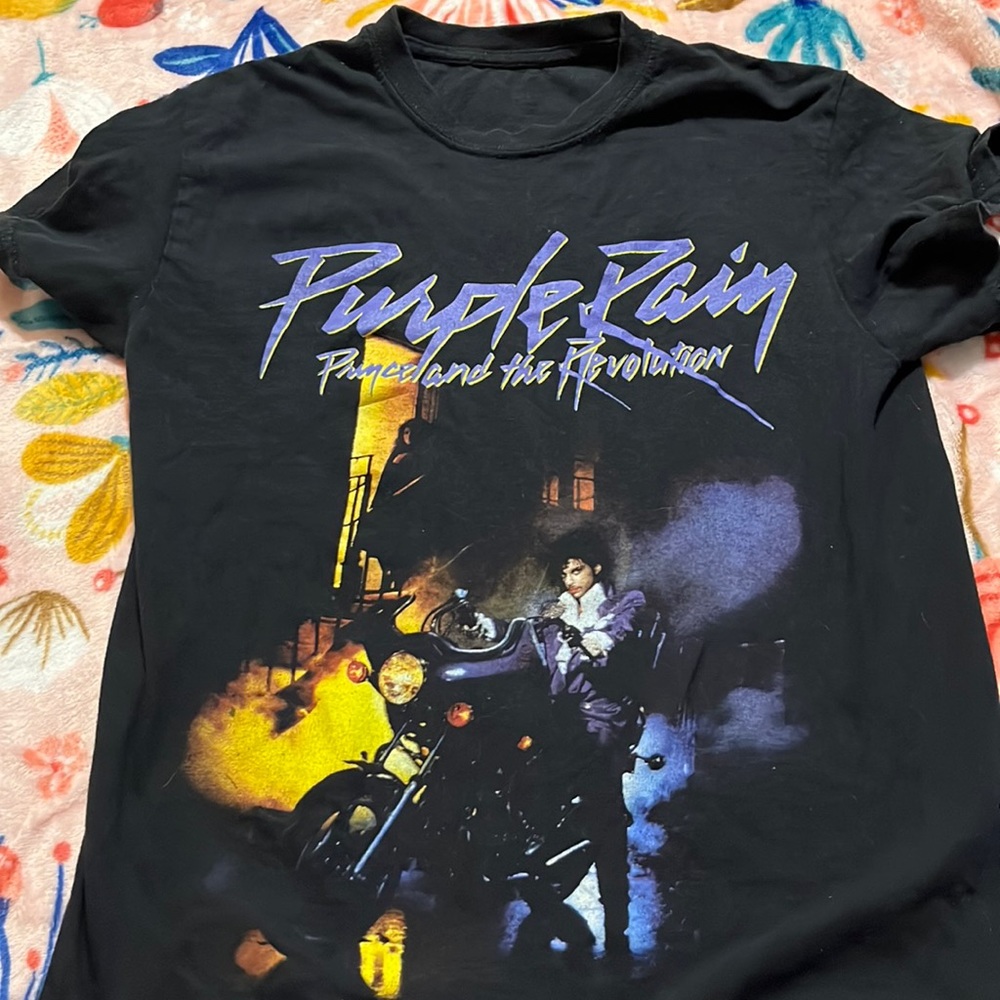 Purple rain black t-shirt